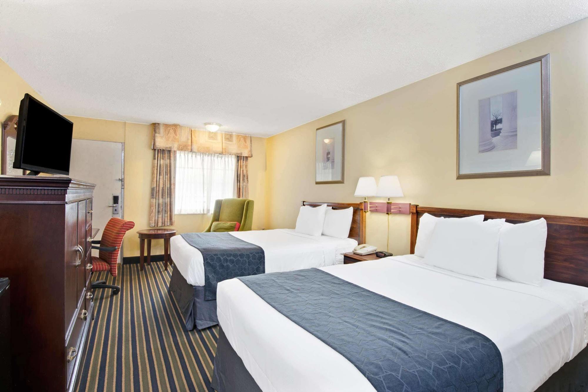 Days Inn By Wyndham Towson Kültér fotó